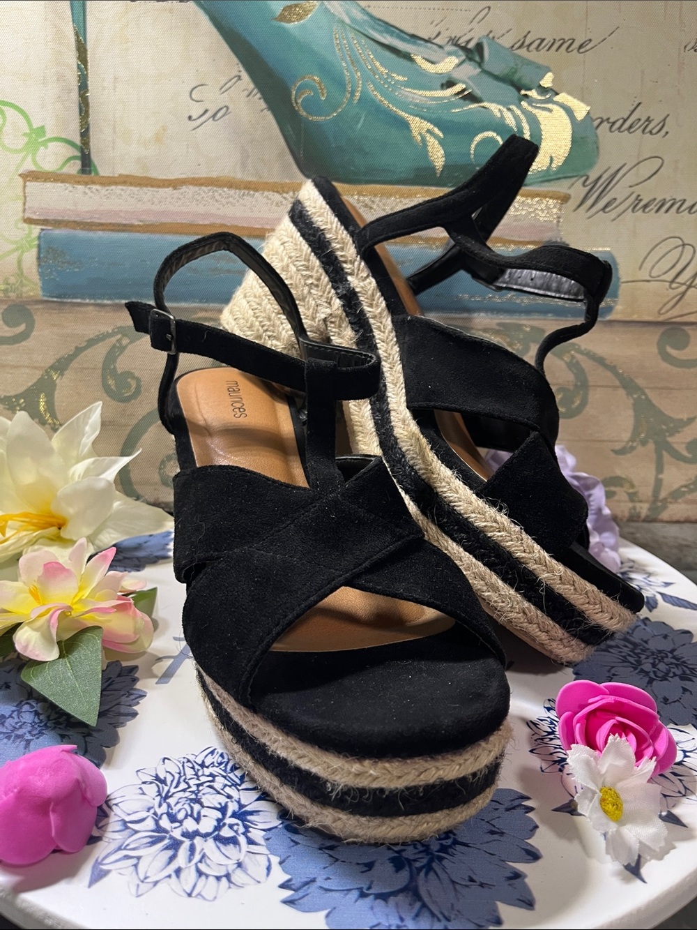 Maurice’s wedge suede heel black size 7.5